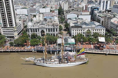 malecon-dos-mil-guayaquil.jpg