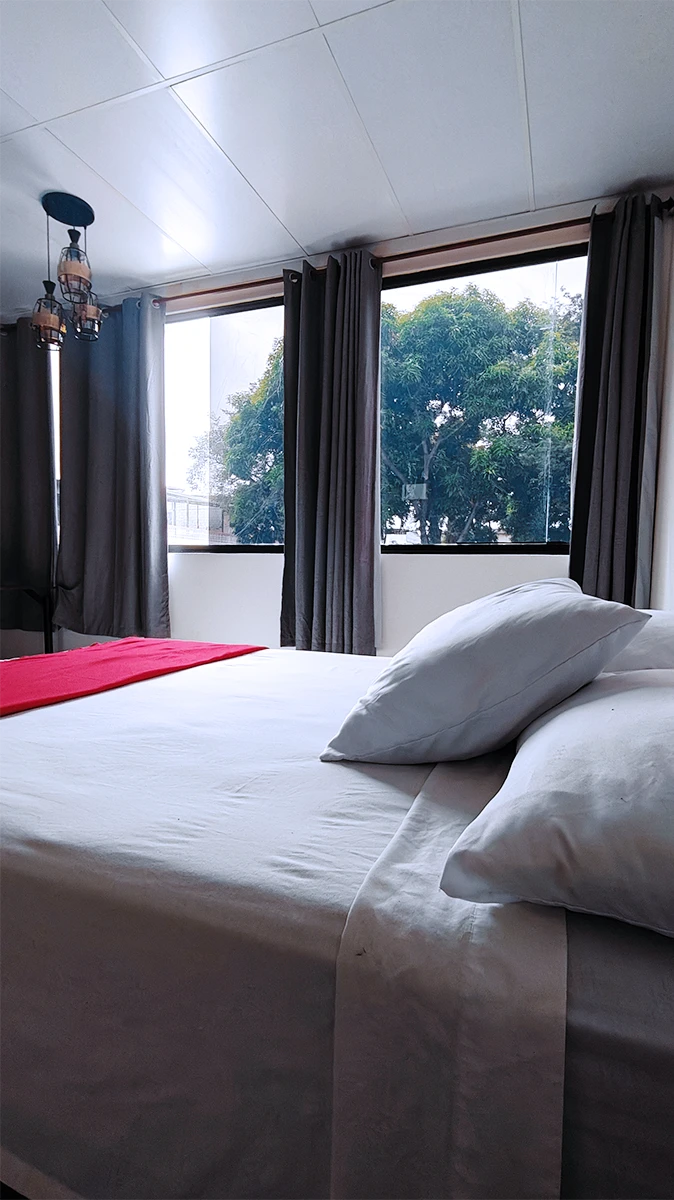 Mini Suite Single